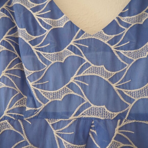 Anthropologie Lithe Blue Sleeveless Waterleaf Embroidered Dress sz 4 - Picture 5 of 7